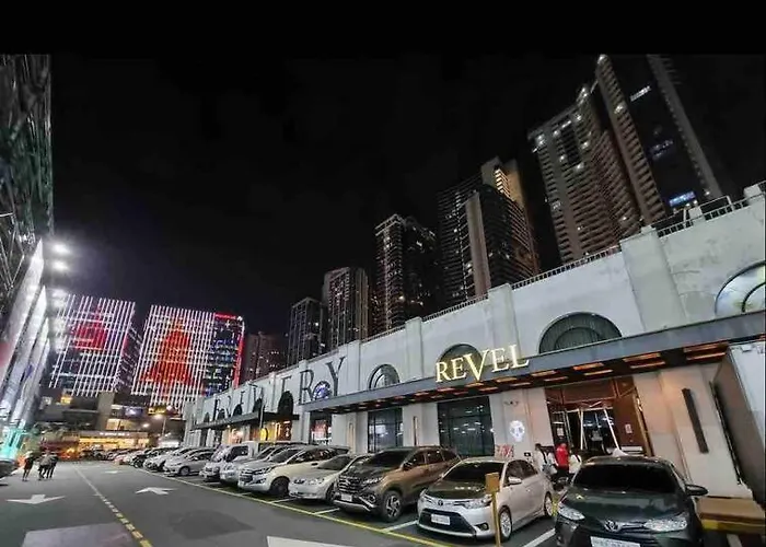아파트 Uptown Parksuites Bgc 1br, Hi Flr Great View Fr Balcony With Washer