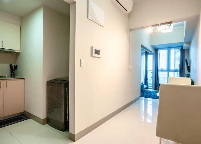 Uptown Parksuites Bgc 1br, Hi Flr Great View Fr Balcony With Washer 아파트
