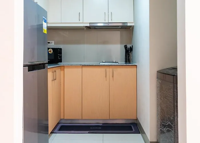 Uptown Parksuites Bgc 1br, Hi Flr Great View Fr Balcony With Washer 마닐라