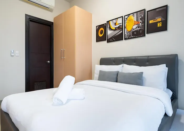 Uptown Parksuites Bgc 1br, Hi Flr Great View Fr Balcony With Washer *